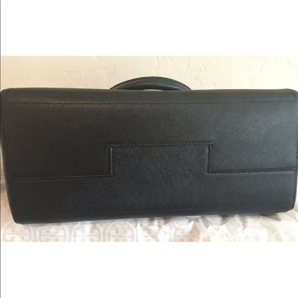 NEW TORY BURCH ROBINSON LEATHER SHOULDER BAG! - Picture 5 of 5